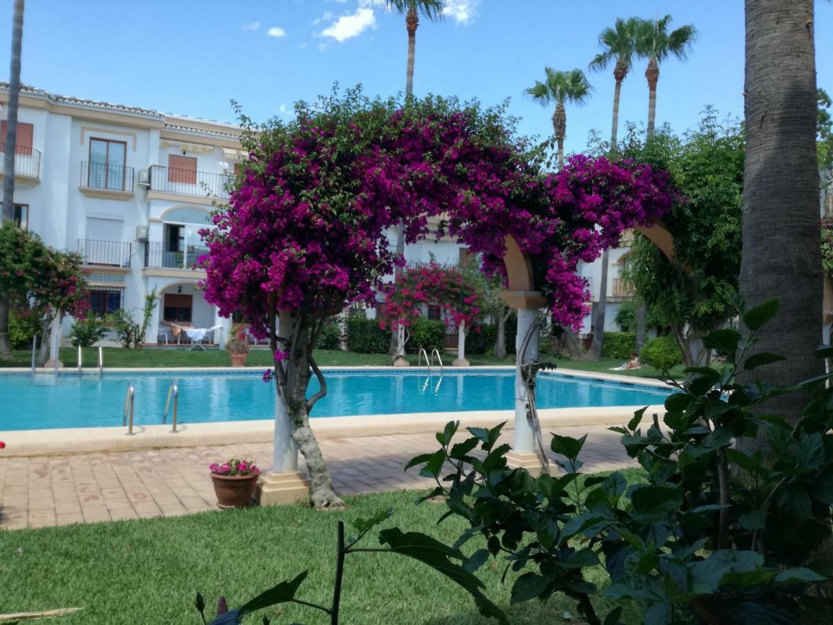 Apartament Planta Baja Con Porche Y Piscina, Cerca Del Mar Denia Zewnętrze zdjęcie